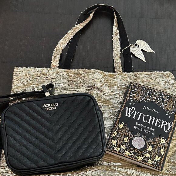 NWOT Victoria's Secret Bags and Witchery Book by Juliet Diaz Bundle - Picture 2 of 16